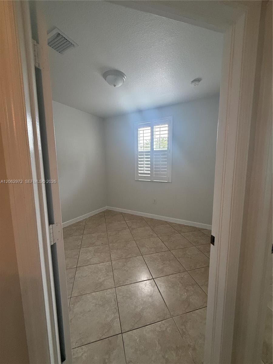 3064 SE 1st Dr #7 photo 7