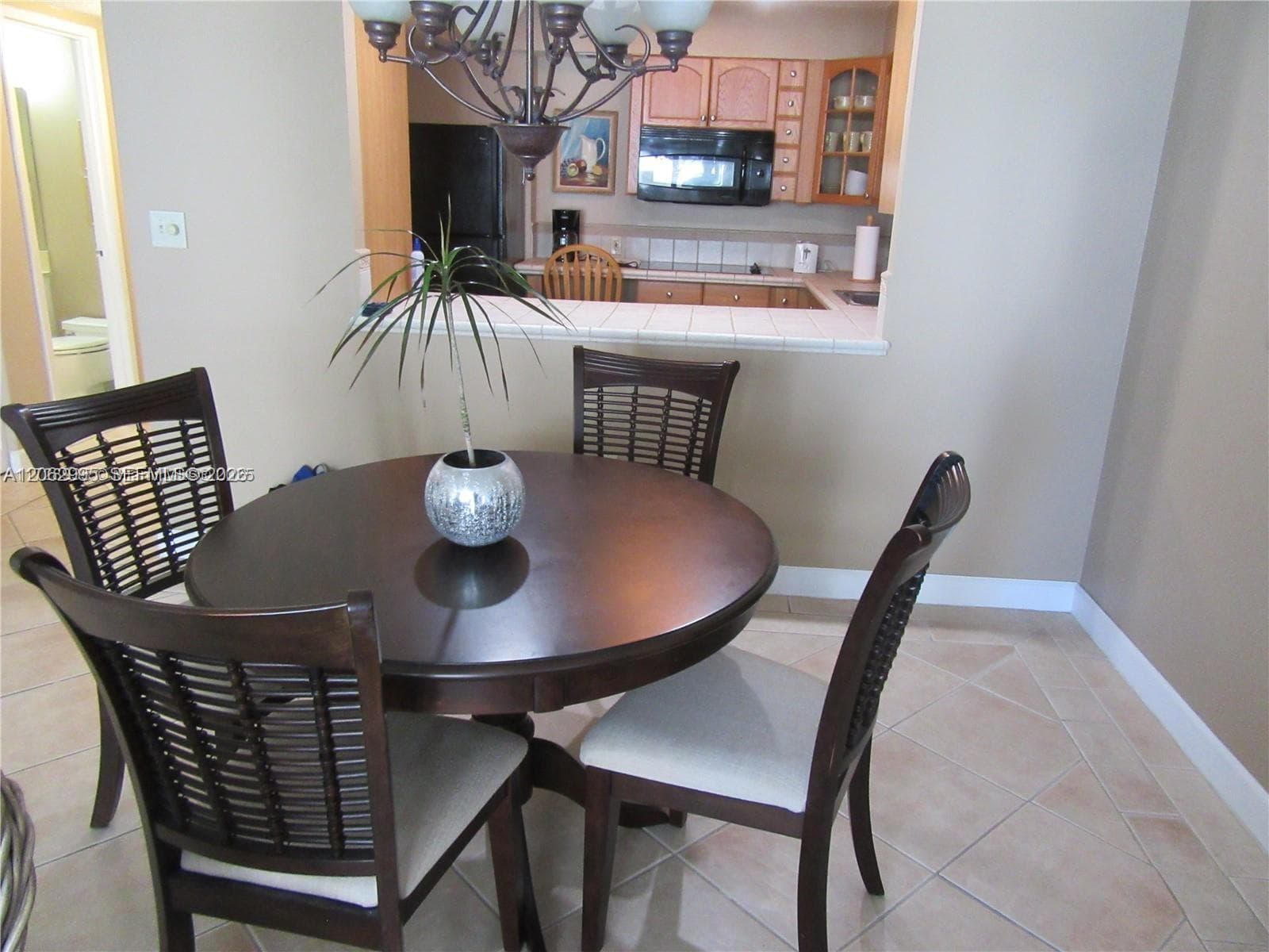 ARLEN BEACH CONDO · #919 in Miami Beach - Photo 6