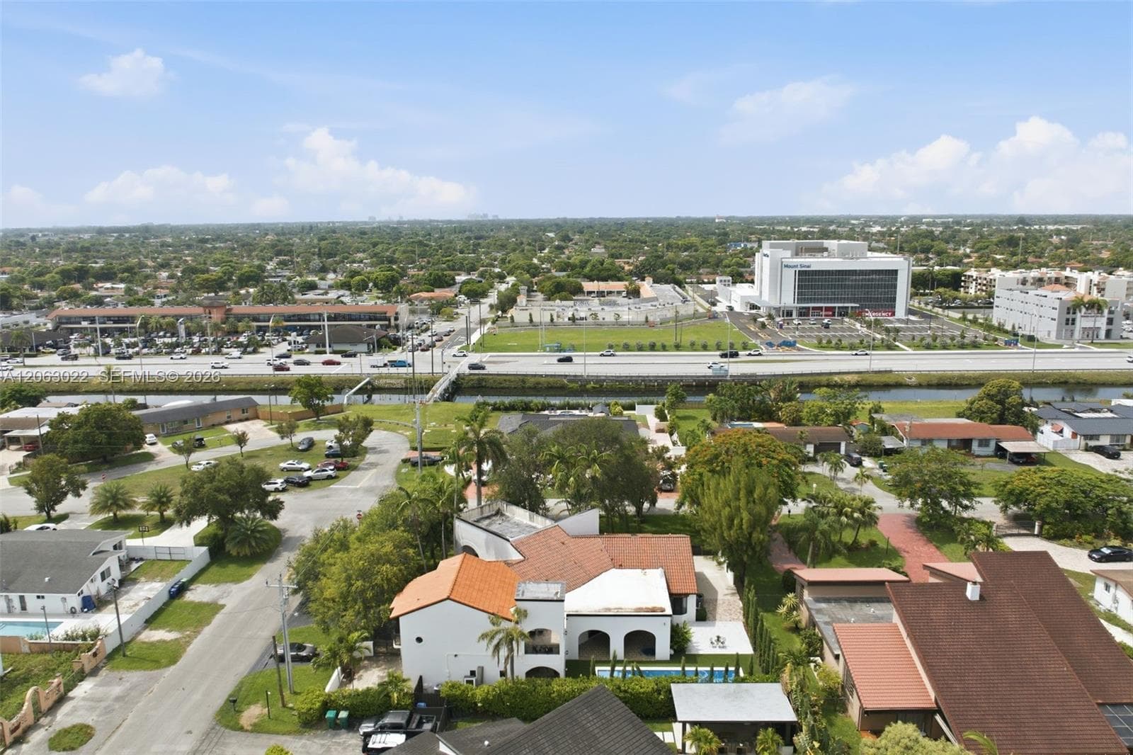 8215 Grand Canal Dr photo 38