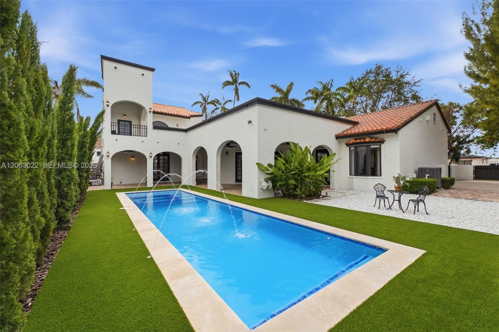 8215 Grand Canal Dr photo 4