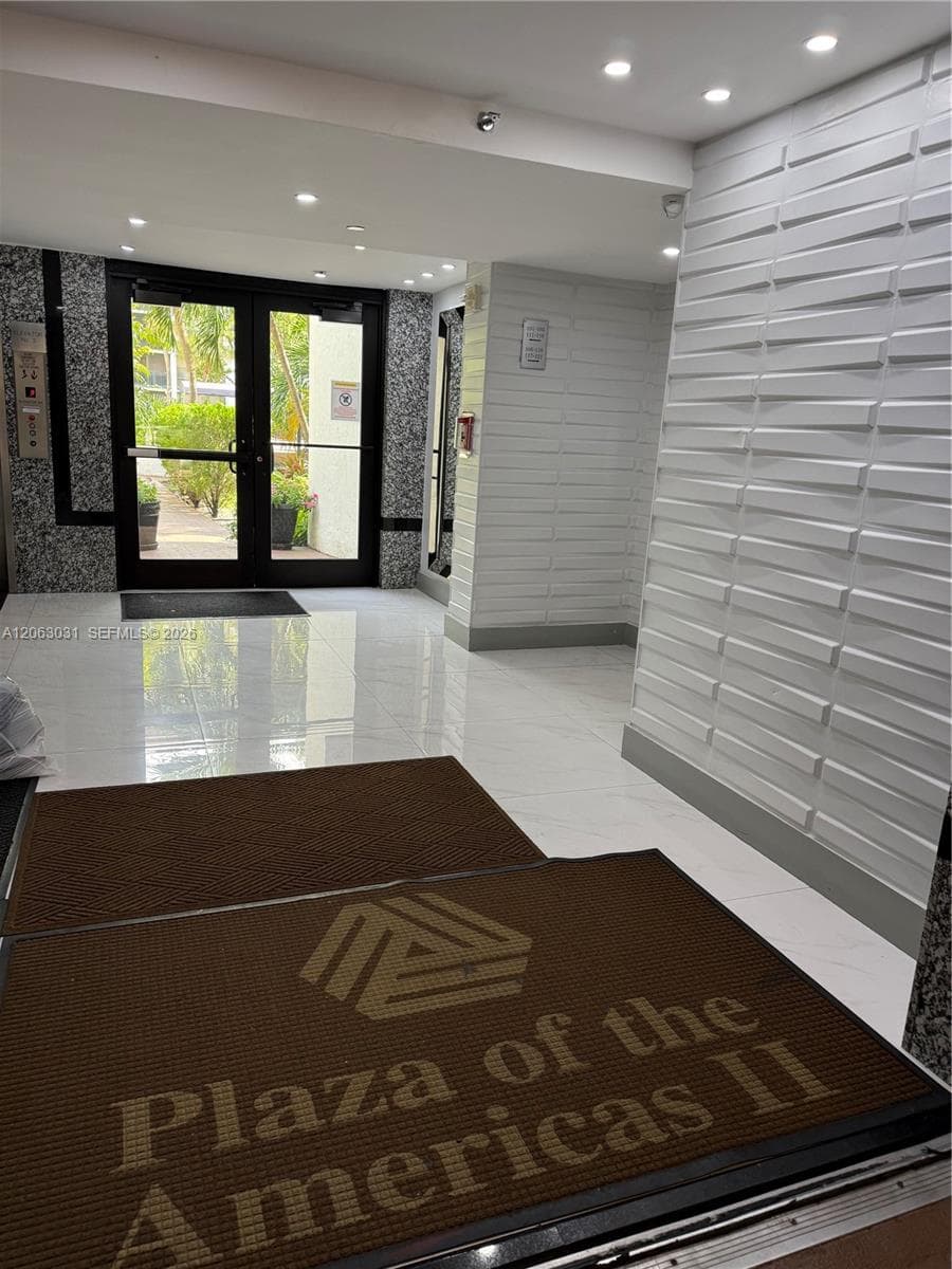 PLAZA OF AMERICAS CONDO P · #916 in Sunny Isles Beach - Photo 5