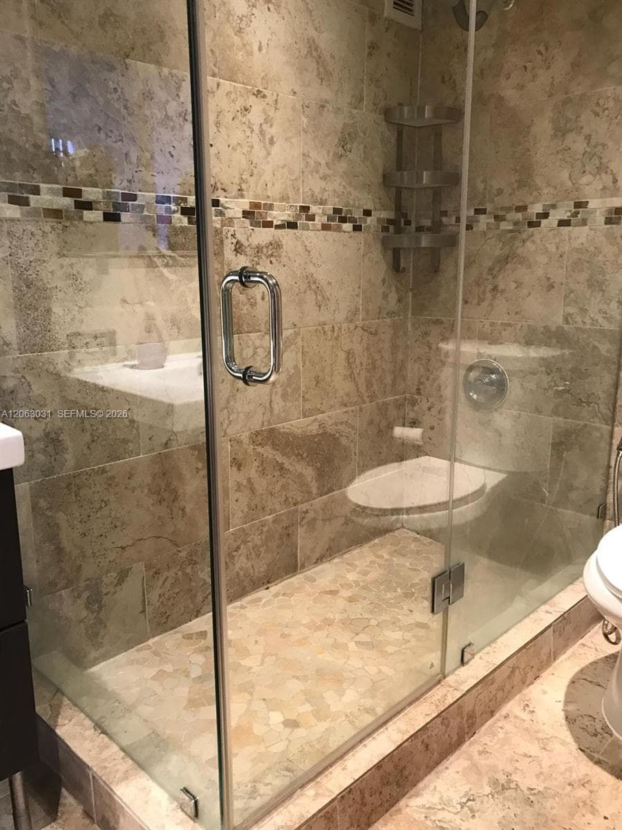 PLAZA OF AMERICAS CONDO P · #916 in Sunny Isles Beach - Photo 14