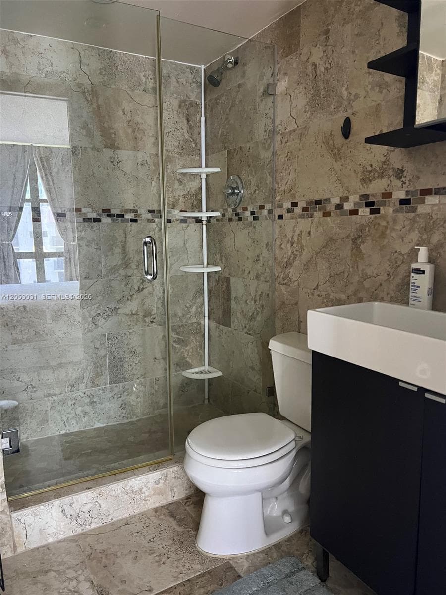 PLAZA OF AMERICAS CONDO P · #916 in Sunny Isles Beach - Photo 15