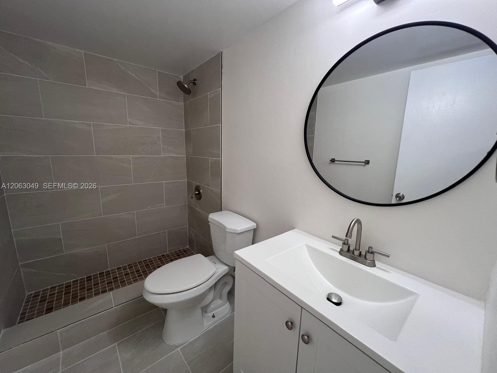 LAGO GRANDE TWO CONDO · #12-20 in Hialeah - Photo 13