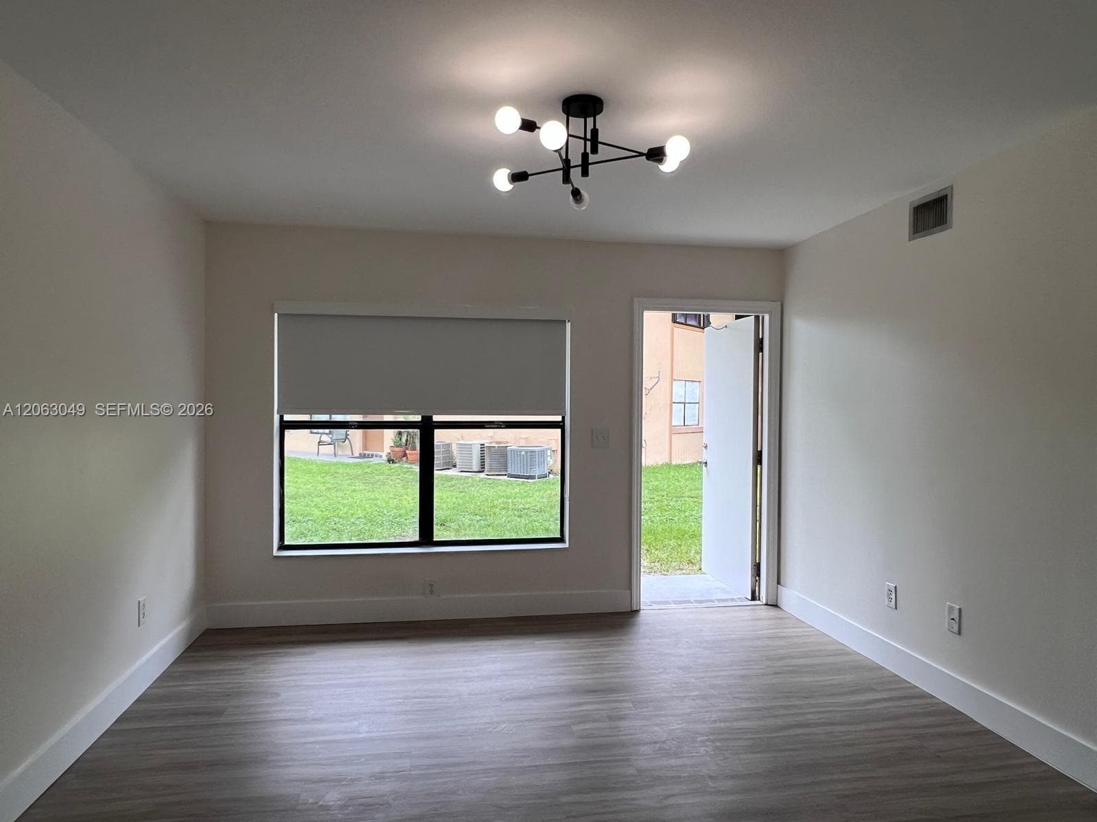 LAGO GRANDE TWO CONDO · #12-20 in Hialeah - Photo 14