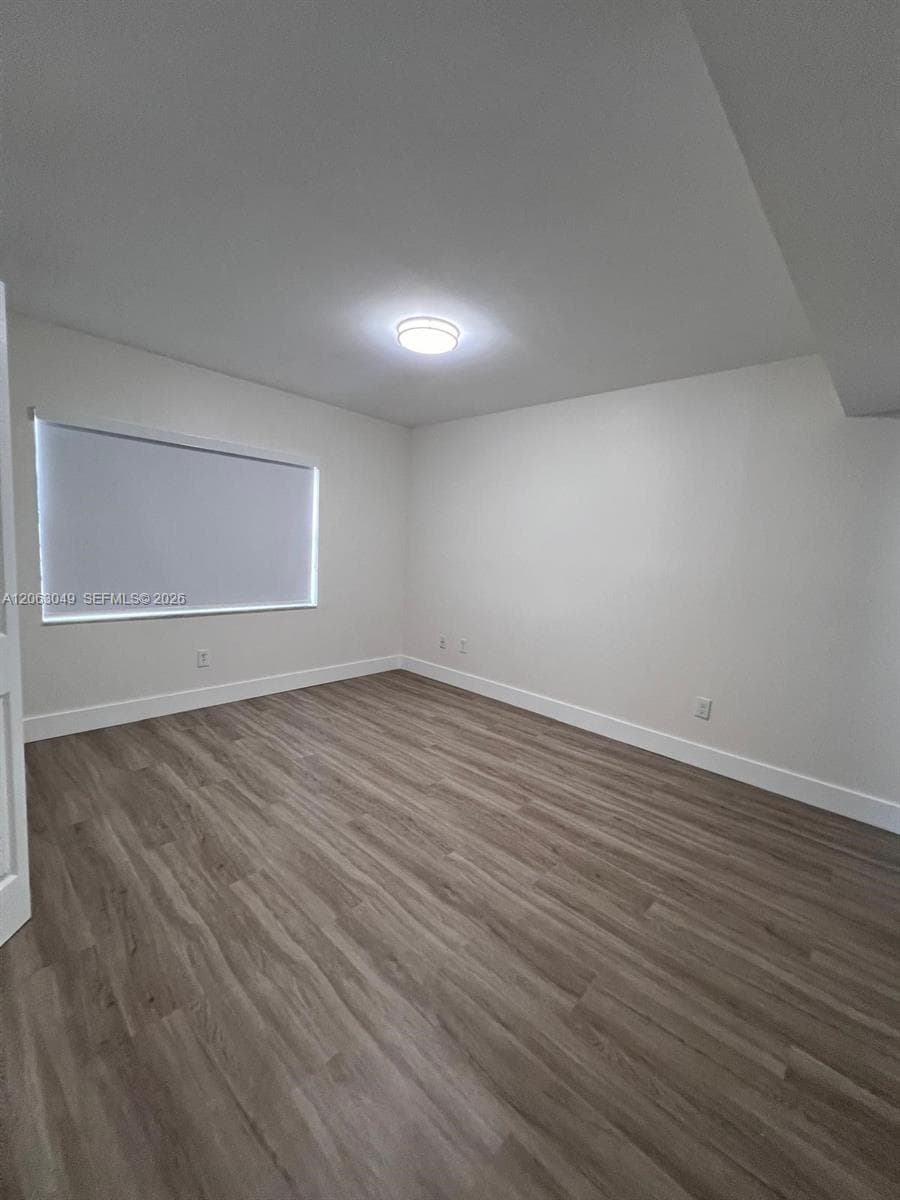 LAGO GRANDE TWO CONDO · #12-20 in Hialeah - Photo 11