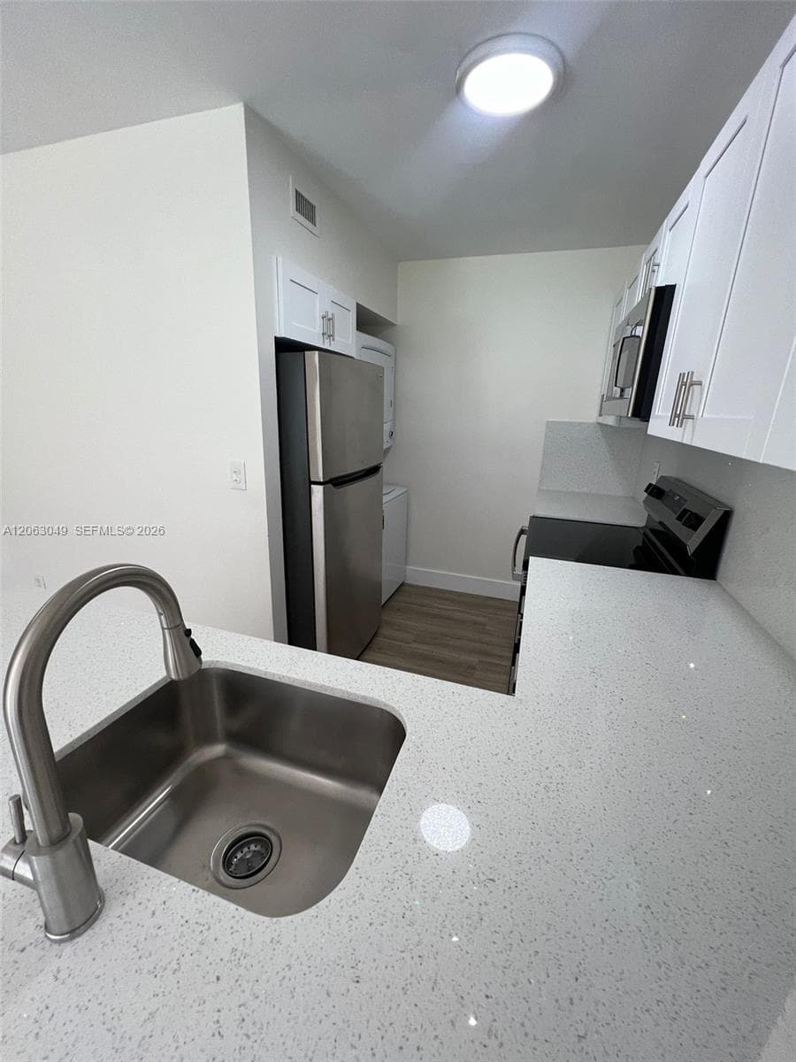 LAGO GRANDE TWO CONDO · #12-20 in Hialeah - Photo 29
