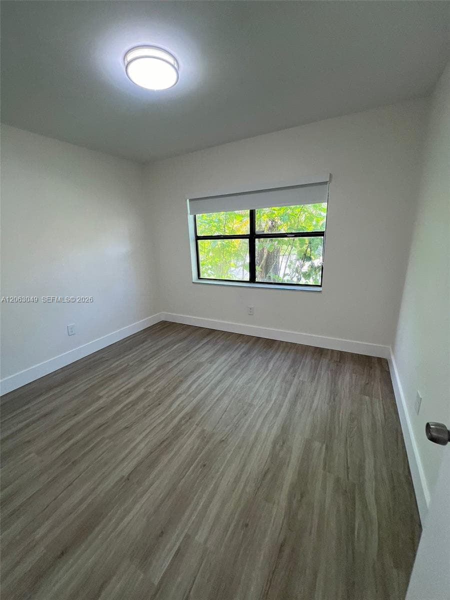 LAGO GRANDE TWO CONDO · #12-20 in Hialeah - Photo 21