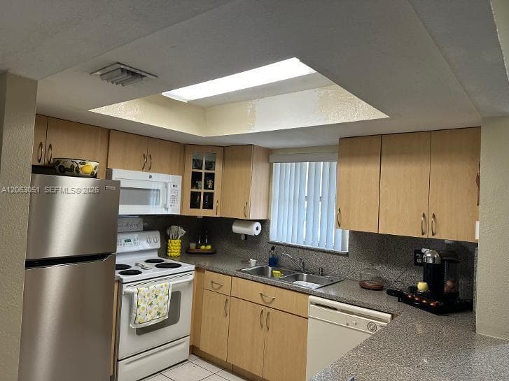 PARK EAST CONDO · #K108 in Miami - Photo 9
