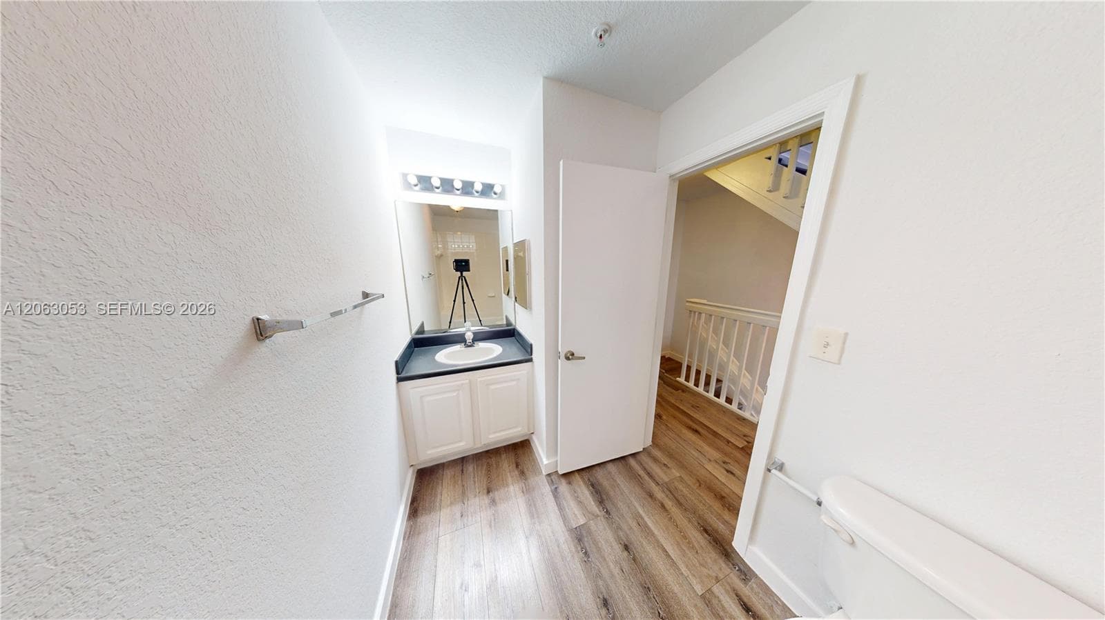2084 NE 167th St # 102 #2-102 photo 12