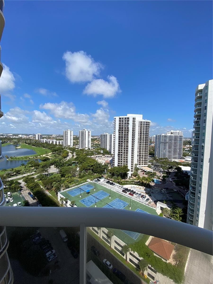 TERRACES NORTH TURNBERRY · #2105 in Aventura - Photo 31
