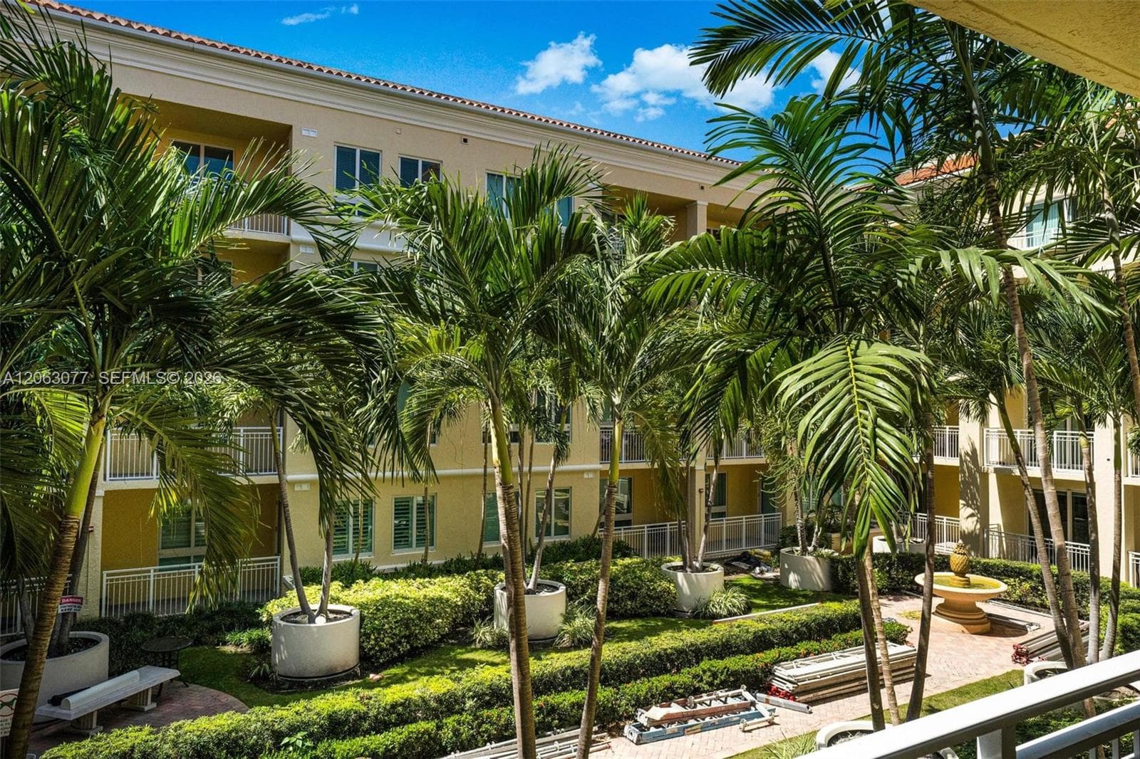 TOSCANO CONDO · #425N in Miami - Photo 3