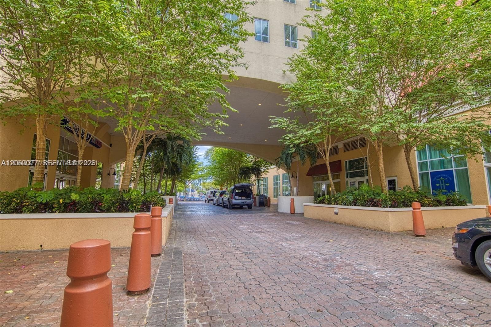 TOSCANO CONDO · #425N in Miami - Photo 4