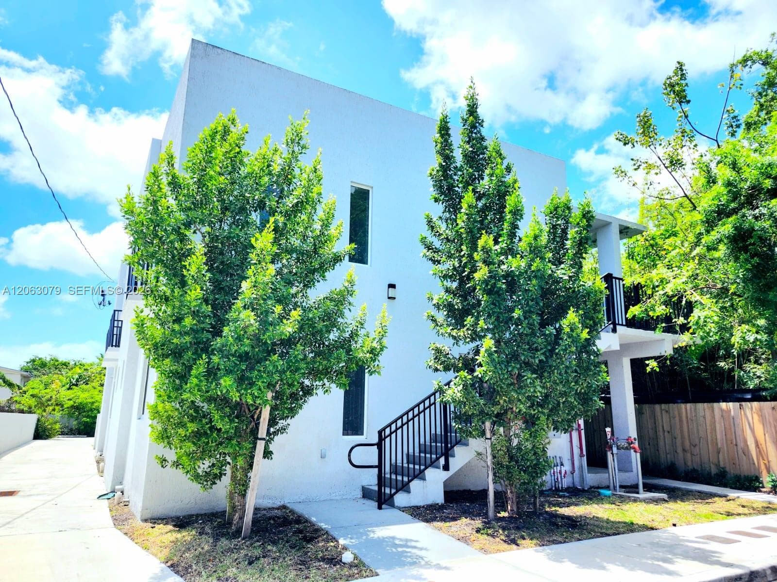 DEVONSHIRE PARK SUB · #1 in Miami - Photo 22