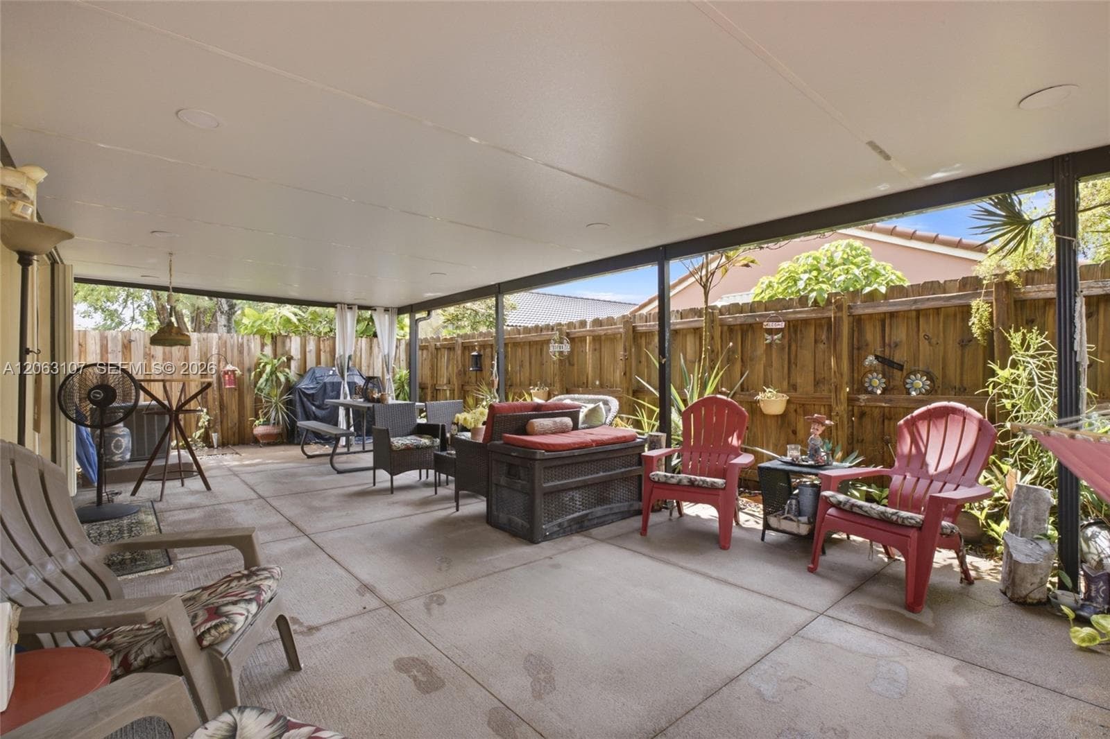 2065 SE 14th St photo 30