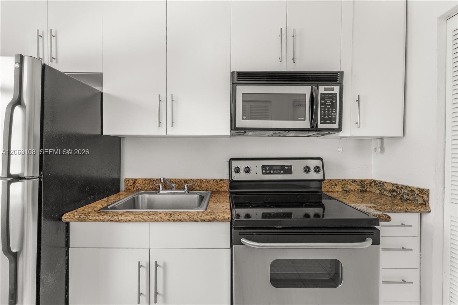 KEN MAE GARDEN CONDO · #9 in Miami Beach - Photo 6