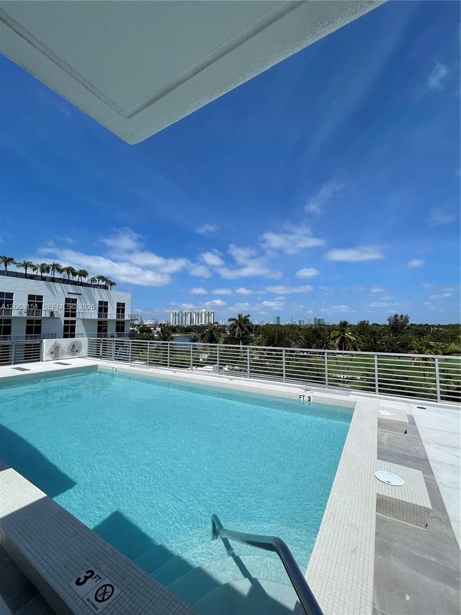 MID GOLF SUB · #12 in Miami Beach - Photo 45