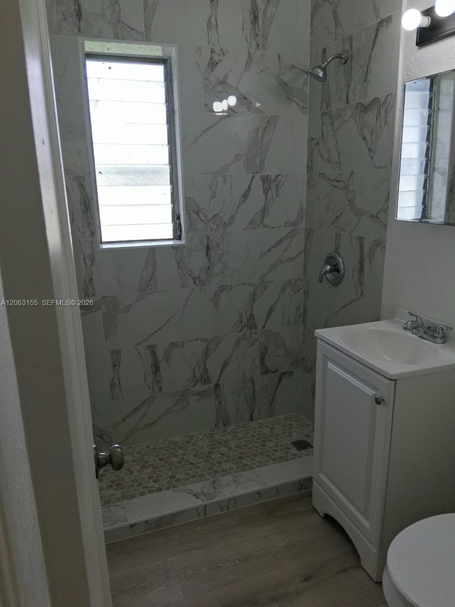 250 NW 191st St #250 photo 15