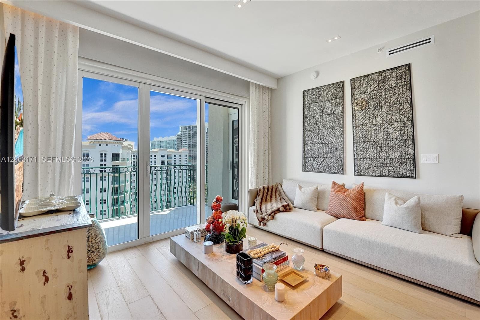 Turnberry Village · #TS16 in Aventura - Photo 2