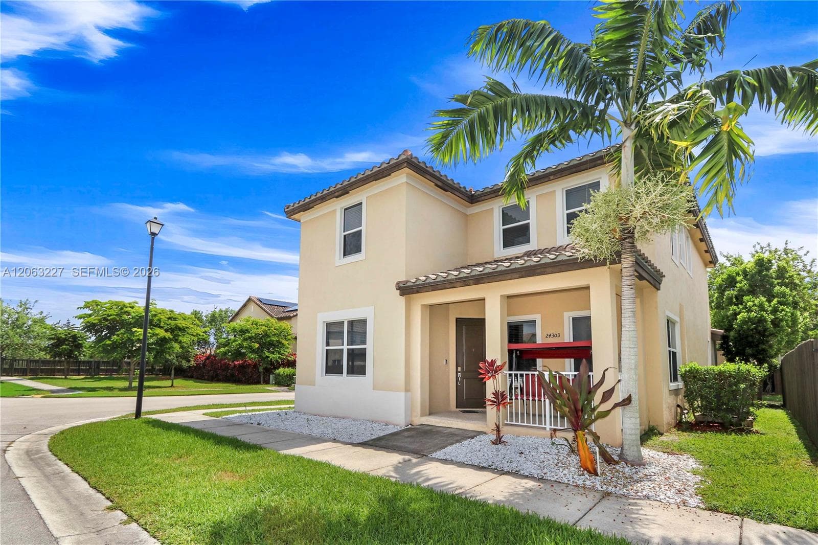 24303 SW 118th Ave photo 2