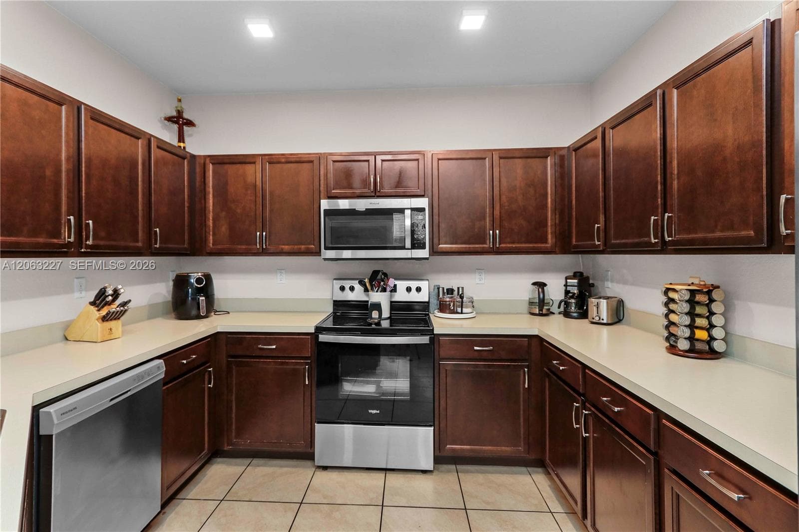 24303 SW 118th Ave photo 8