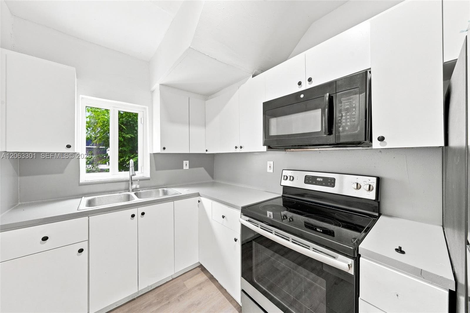 BRICKELL RIVERVIEW · #1 in Miami - Photo 13