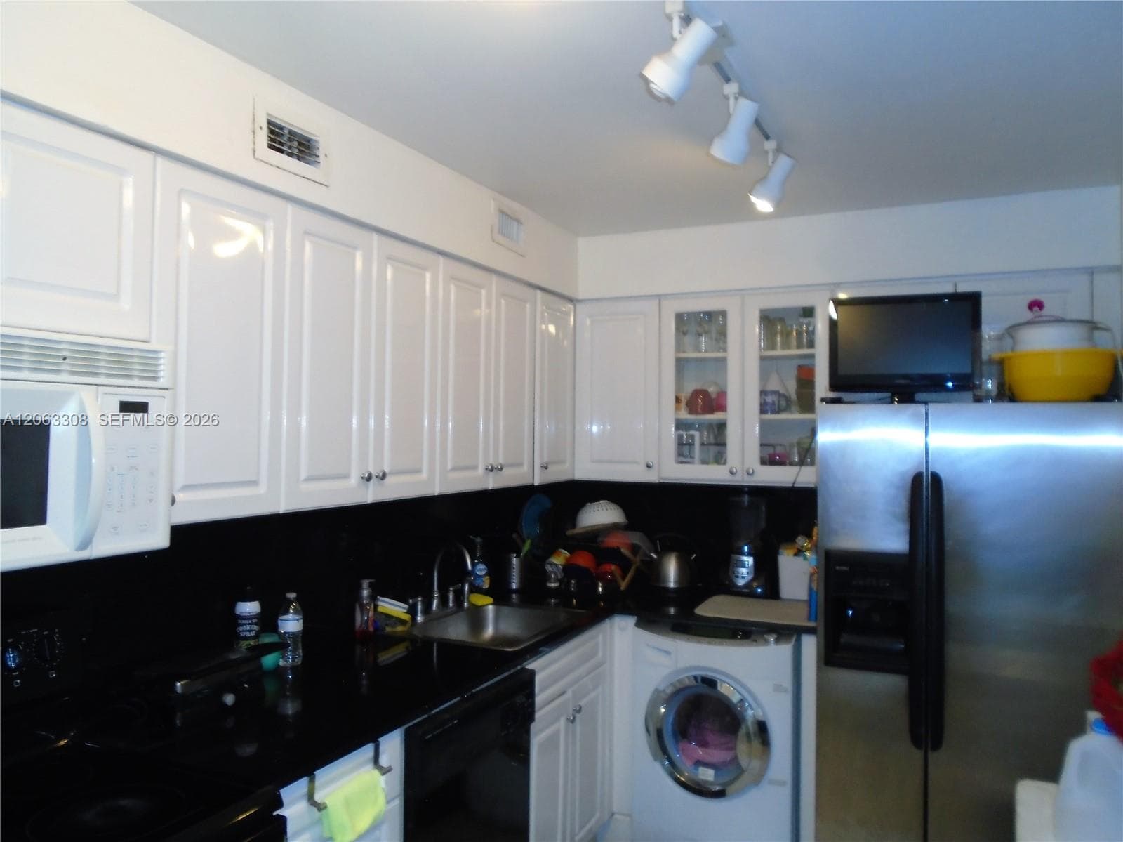 AQUASOL CONDO · #TS-C in Miami Beach - Photo 17