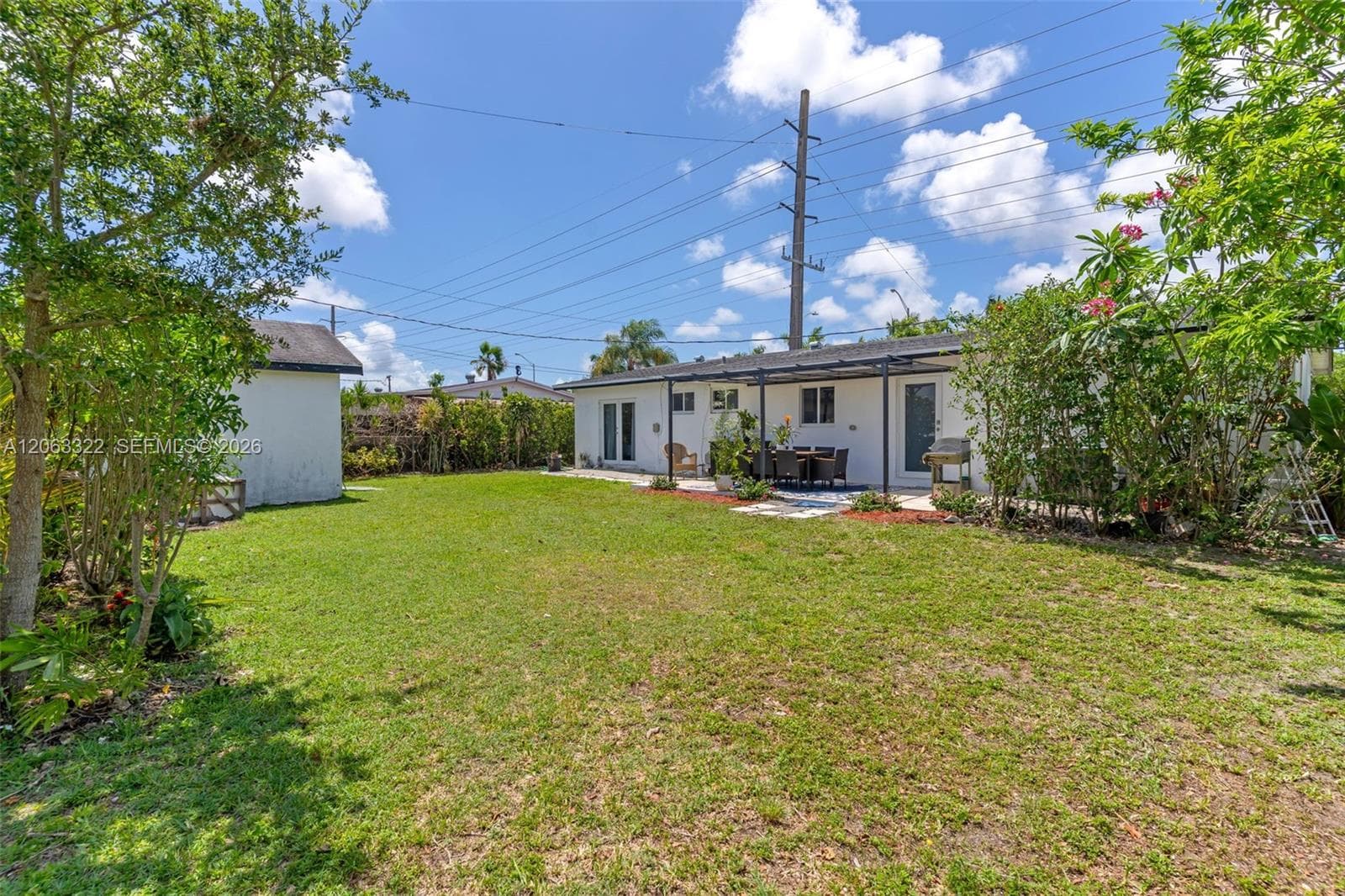 10851 SW 152nd St #--- photo 23