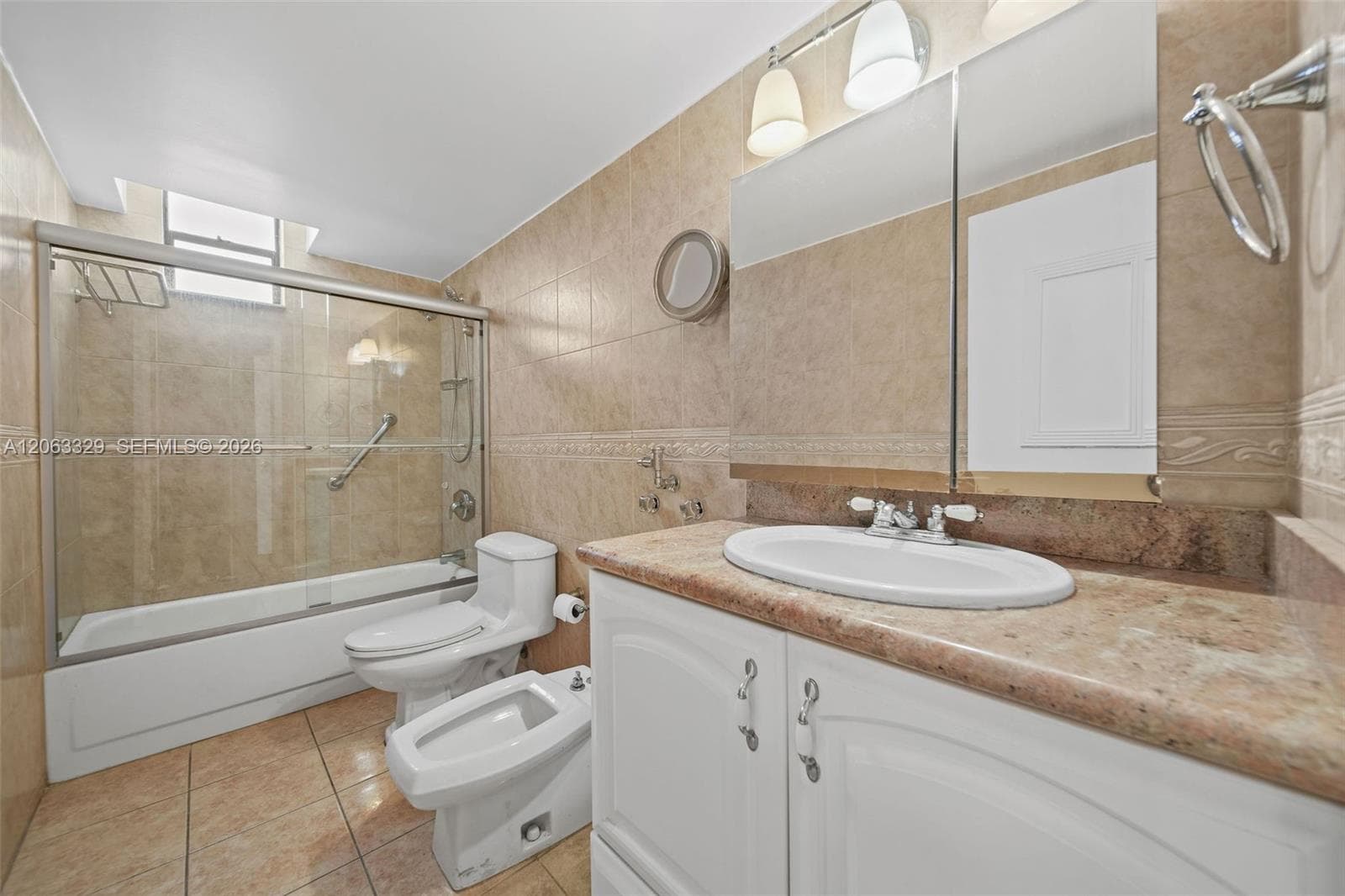 OLYMPUS CONDO PHASE · #812 in Hallandale Beach - Photo 3