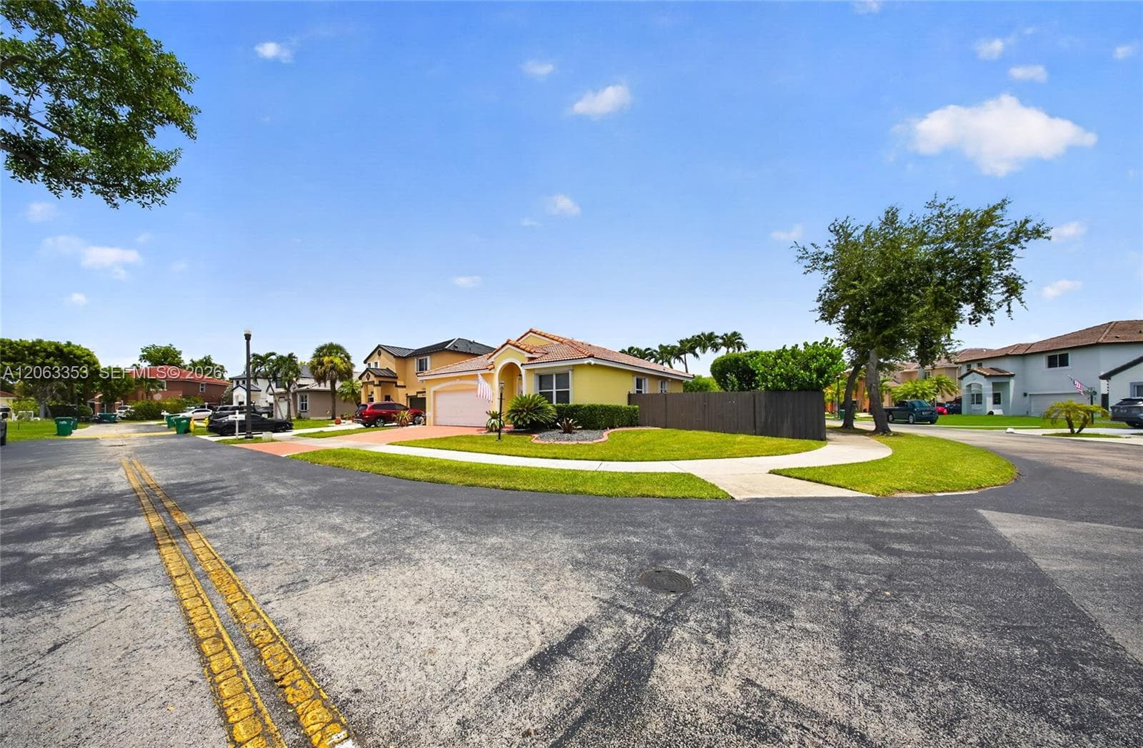 16437 SW 76th Ter photo 47