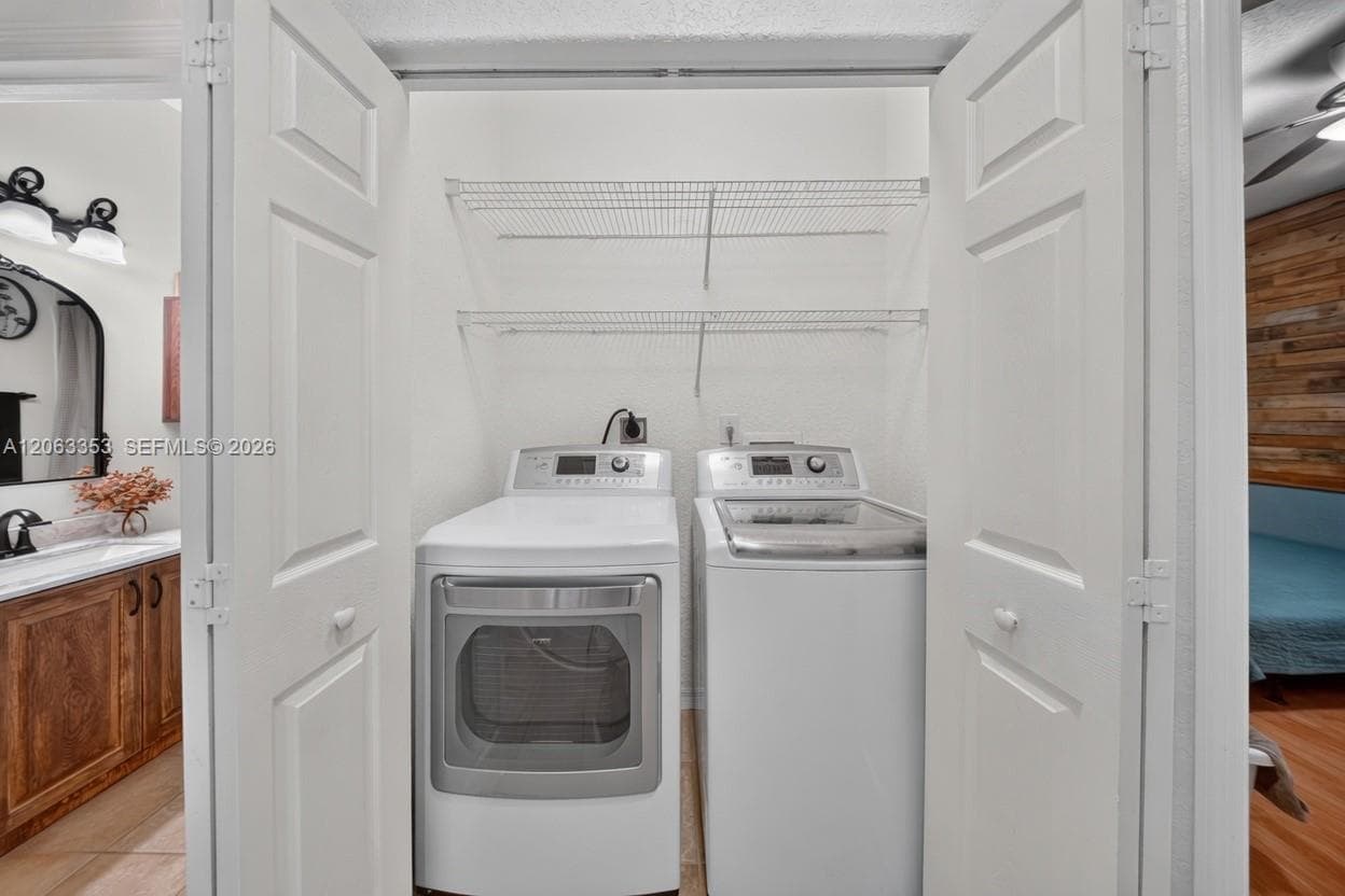 16437 SW 76th Ter photo 32