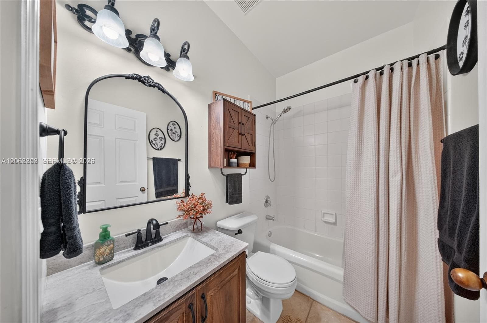 16437 SW 76th Ter photo 28