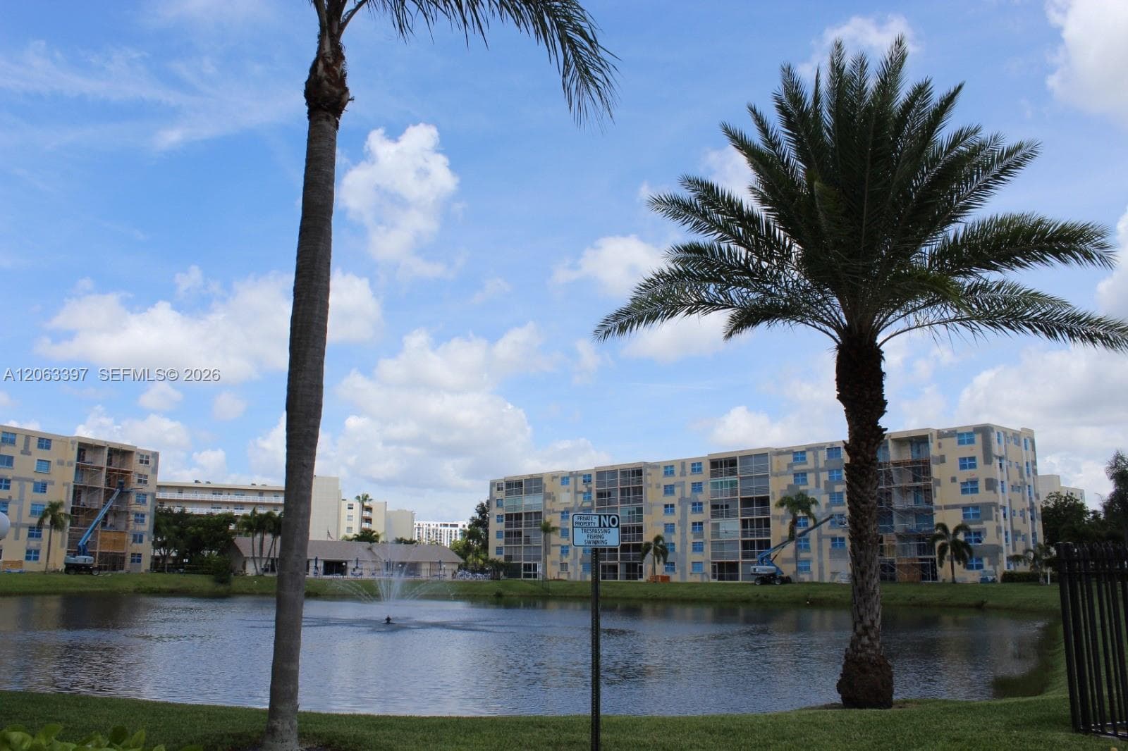 MEADOWBROOK LAKES VIEW · #608 in Dania Beach - Photo 27