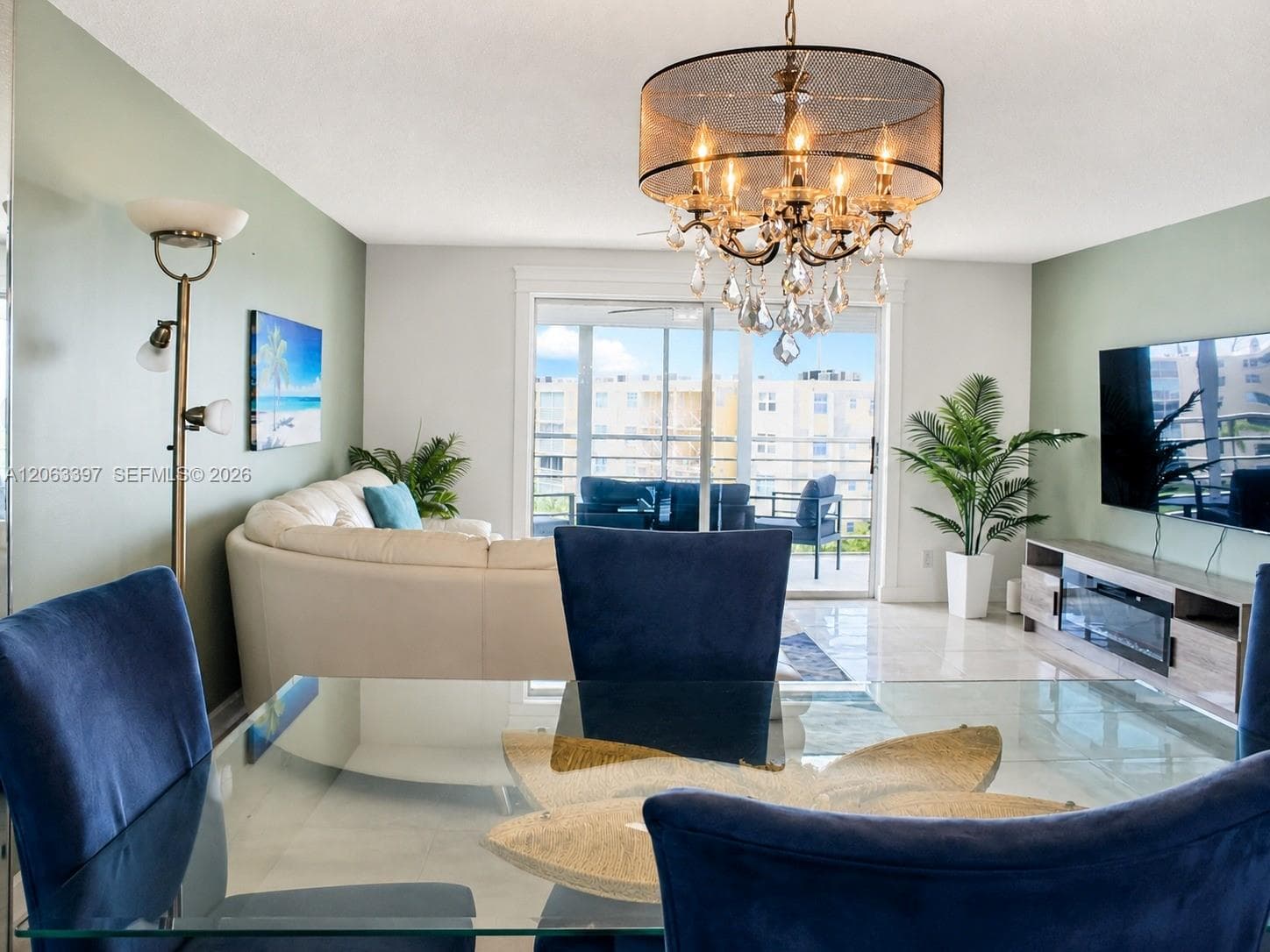 MEADOWBROOK LAKES VIEW · #608 in Dania Beach - Photo 2