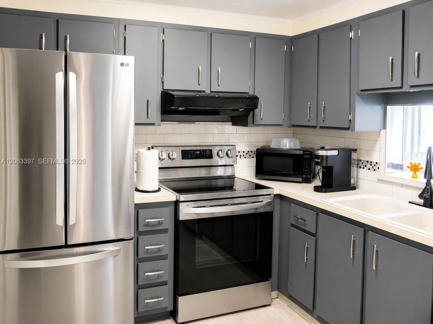 MEADOWBROOK LAKES VIEW · #608 in Dania Beach - Photo 13