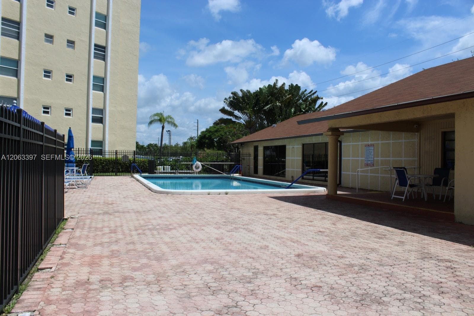 MEADOWBROOK LAKES VIEW · #608 in Dania Beach - Photo 26