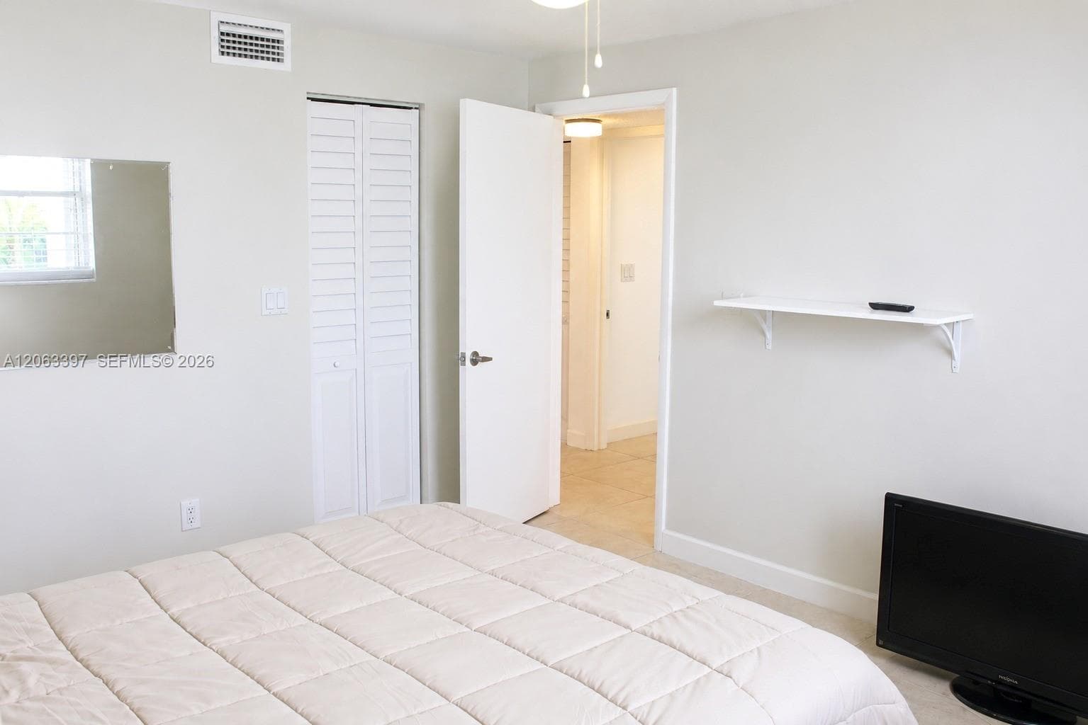 MEADOWBROOK LAKES VIEW · #608 in Dania Beach - Photo 22