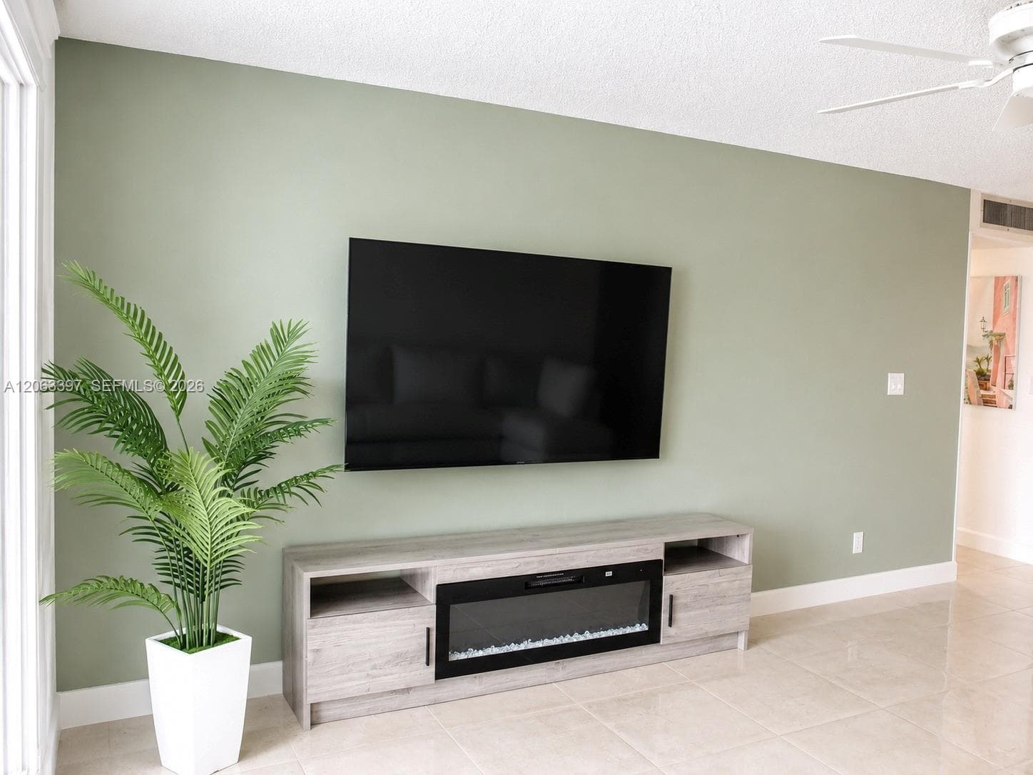 MEADOWBROOK LAKES VIEW · #608 in Dania Beach - Photo 7