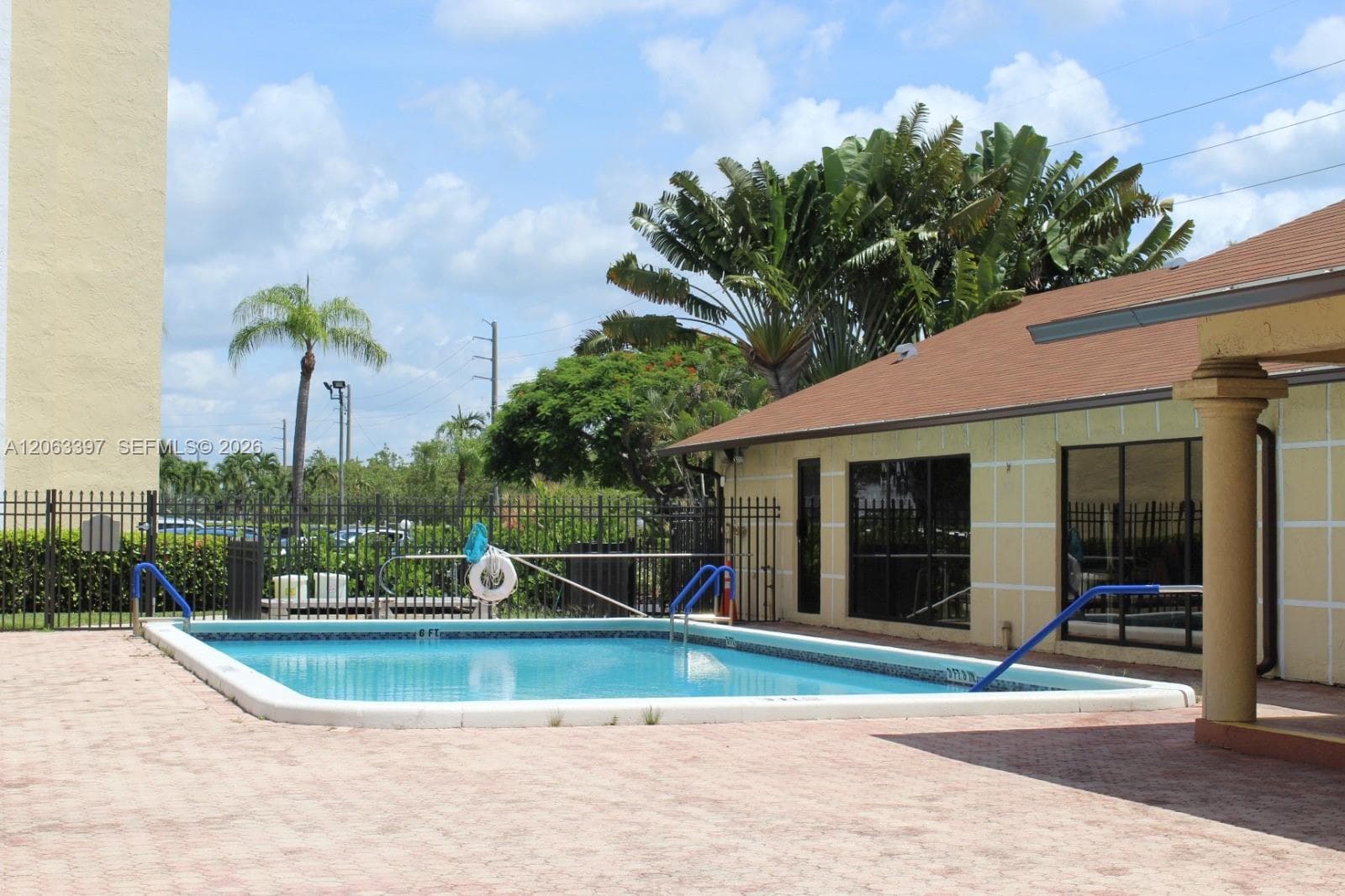 MEADOWBROOK LAKES VIEW · #608 in Dania Beach - Photo 28