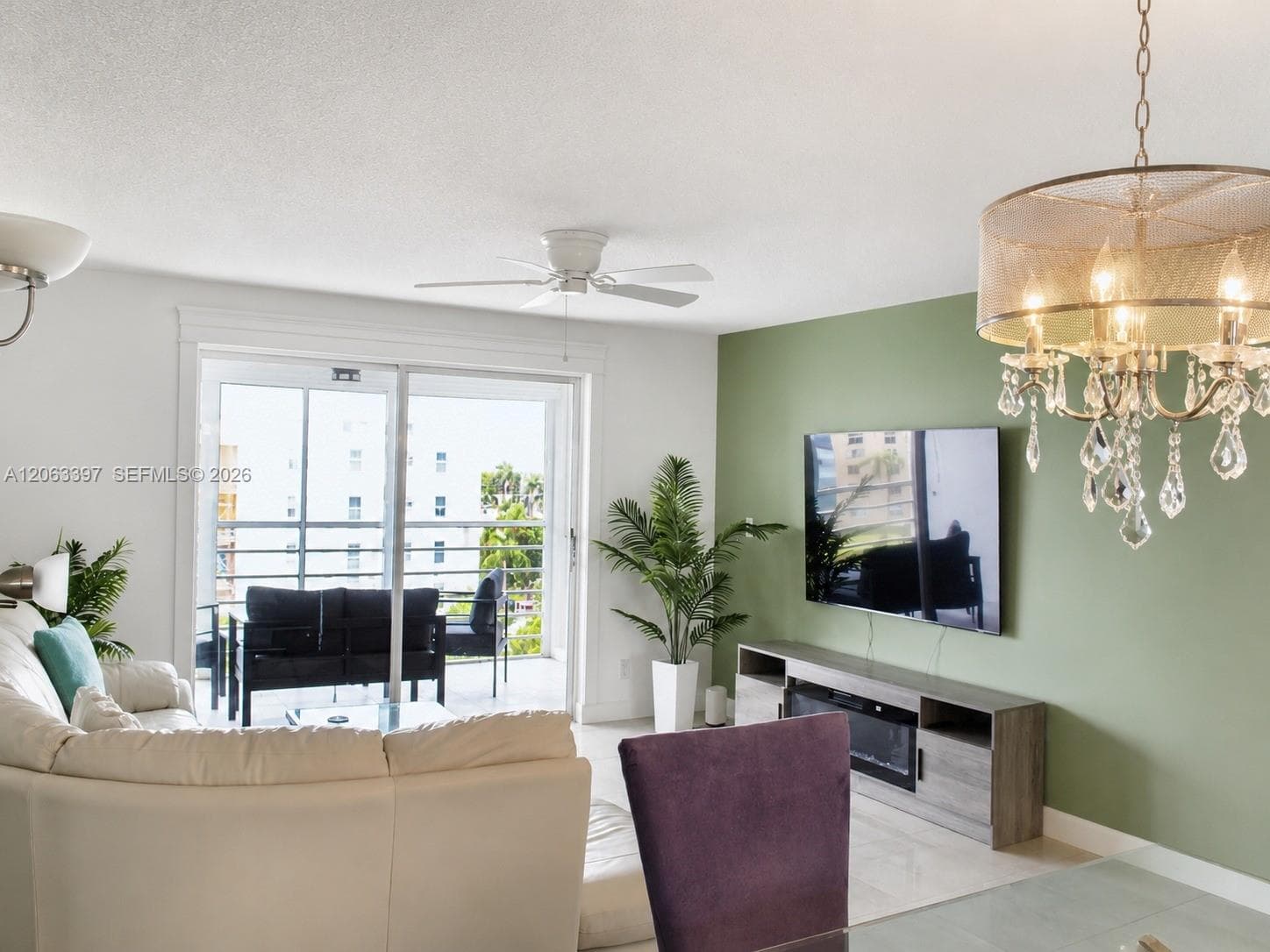 MEADOWBROOK LAKES VIEW · #608 in Dania Beach - Photo 5