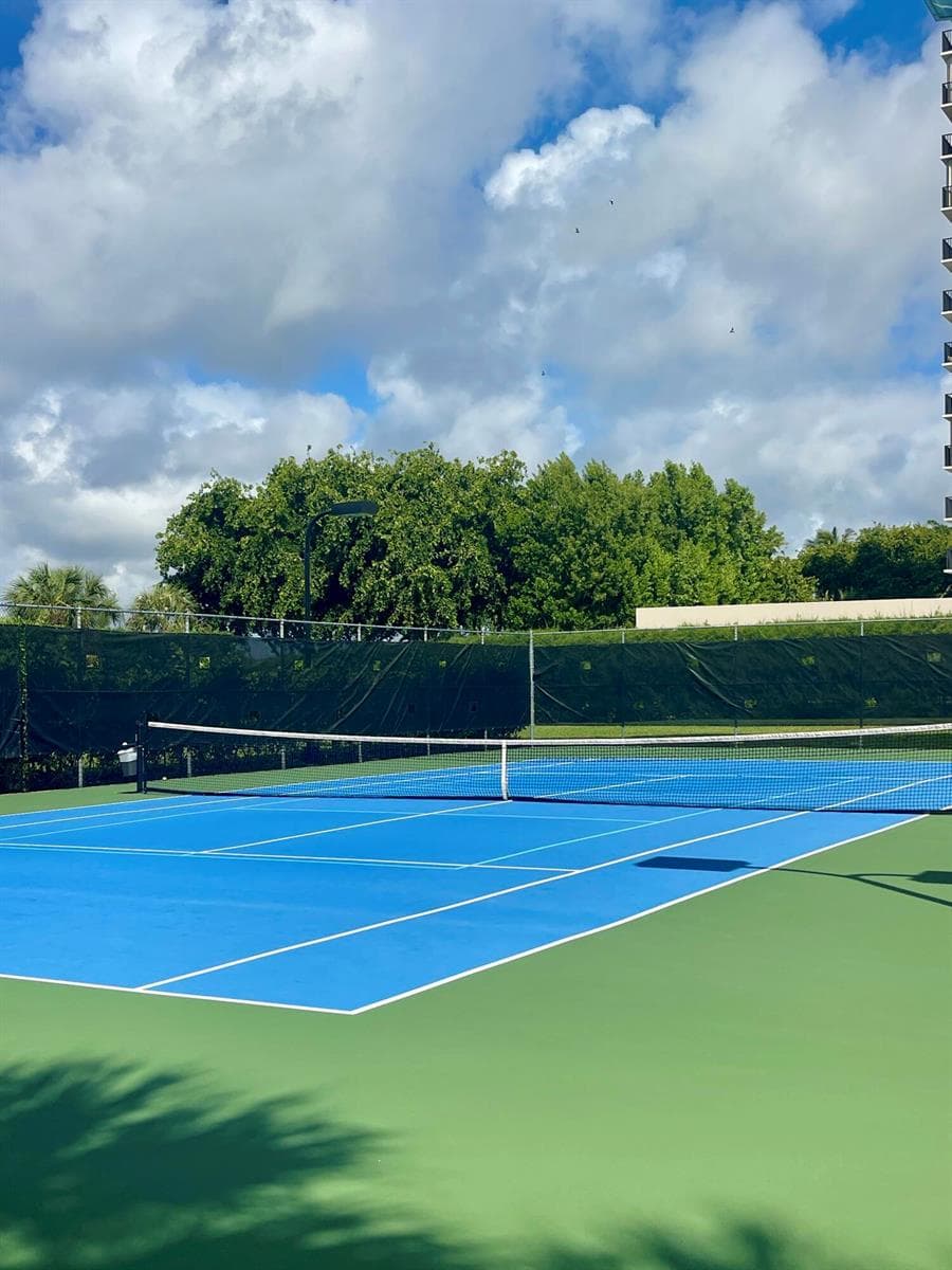 Tennis & Pickleball
