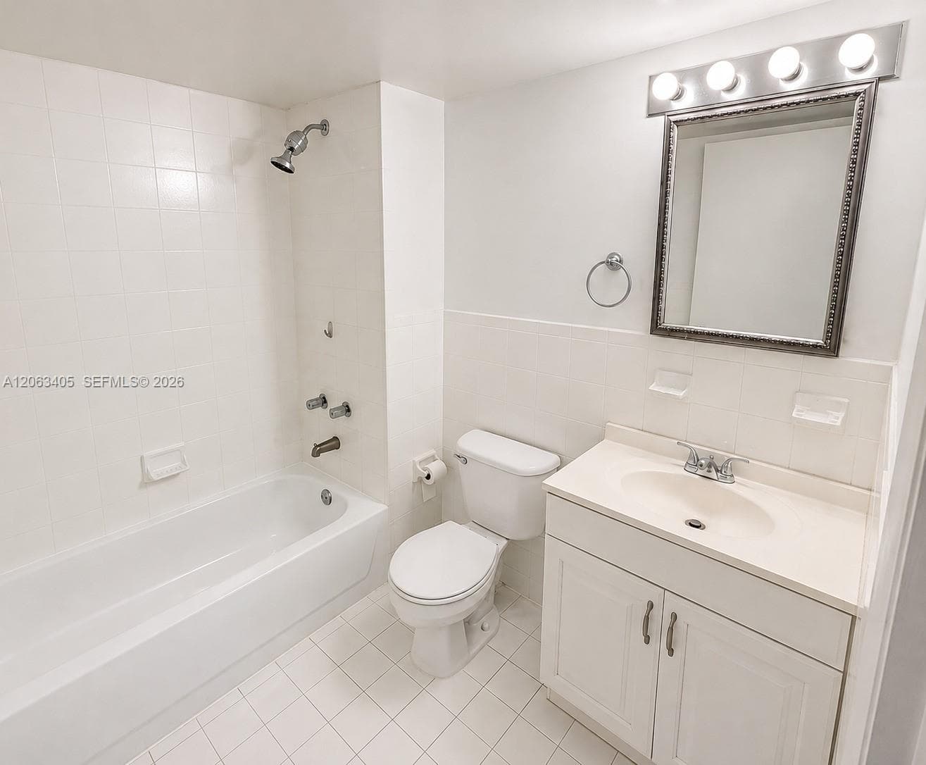 CASA GRANDE I TOWERS COND · #1403 in Miami - Photo 15