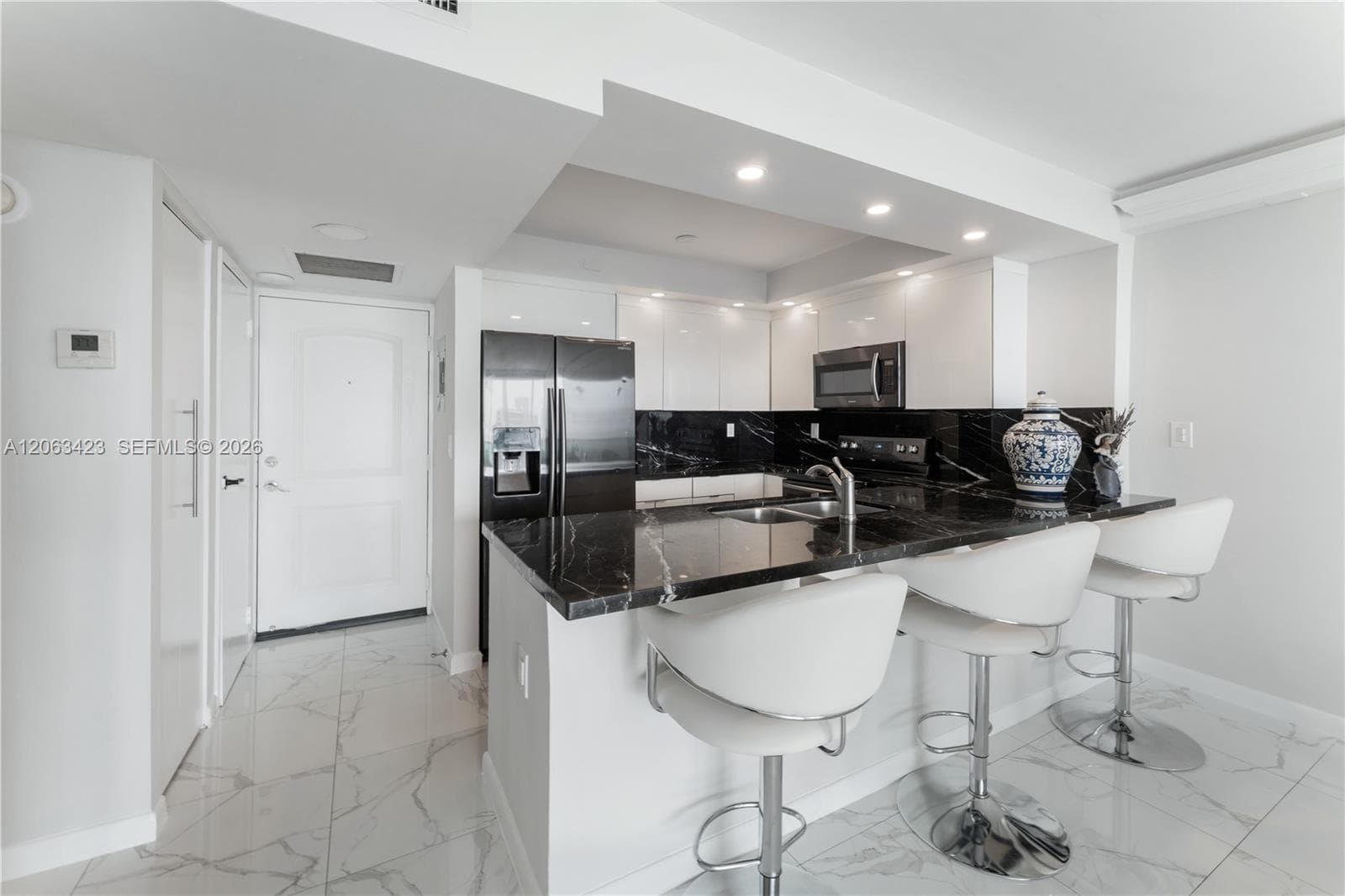 Arlen House East · #709 in Sunny Isles Beach - Photo 10