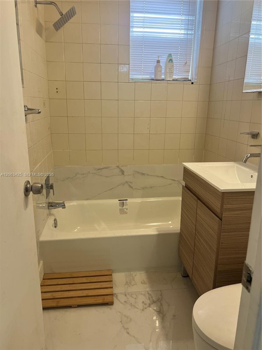 Dorbe Gardens Condo · #6 in Bay Harbor Islands - Photo 15