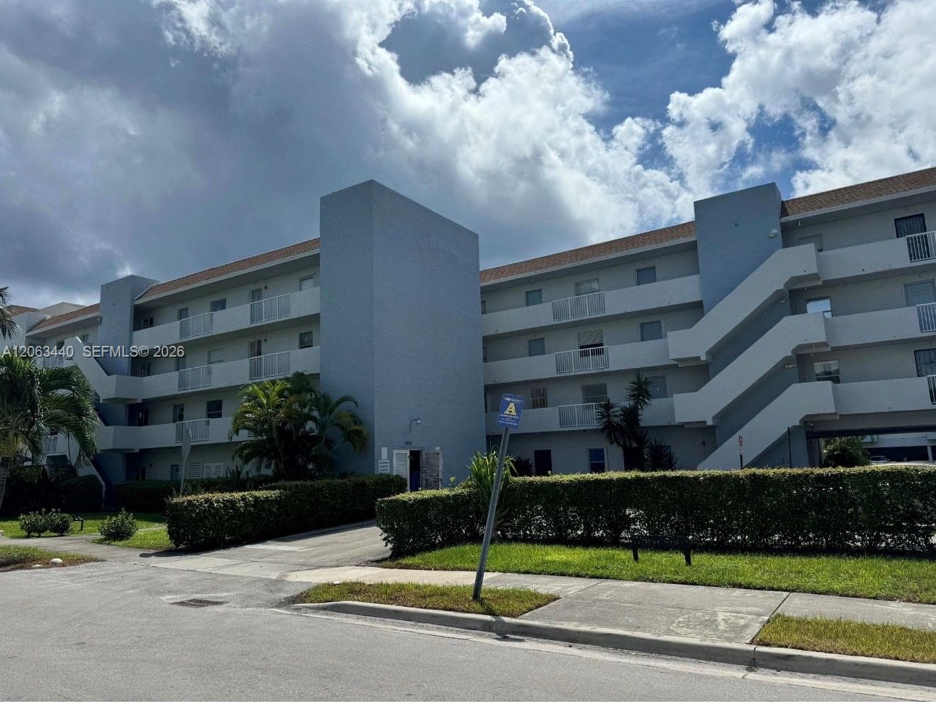 WATERPOINT CONDO · #402 in North Miami Beach - Photo 8