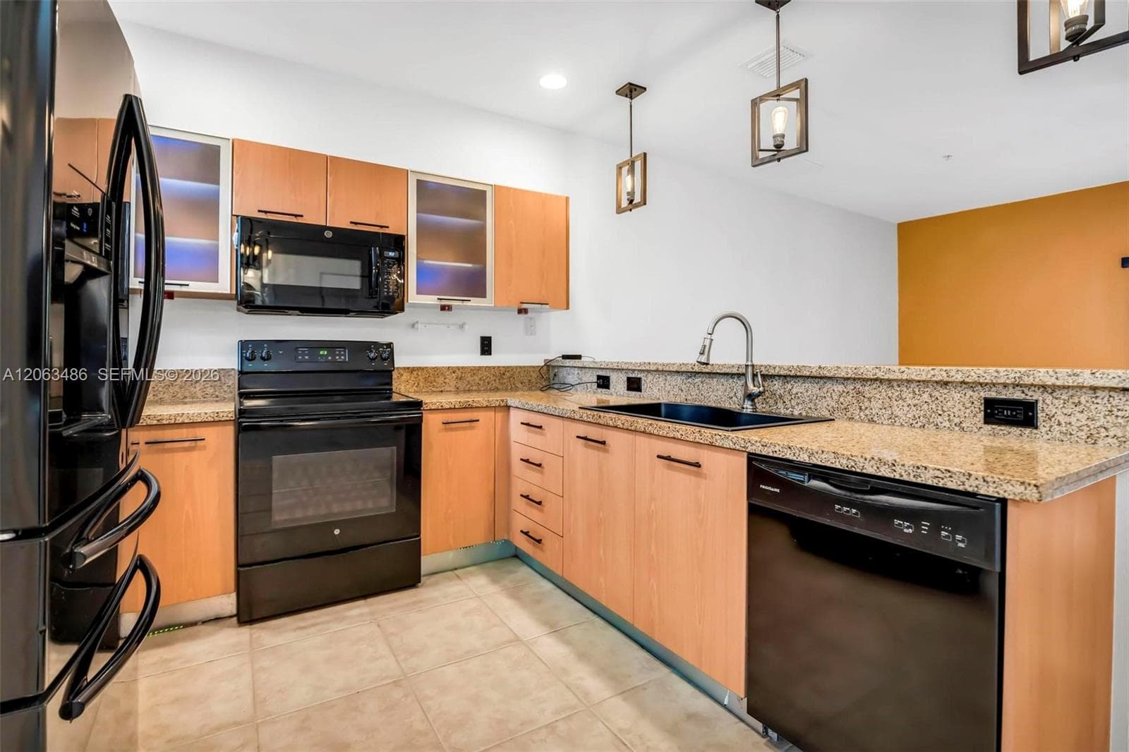 2516 SW 14th Ave #403 photo 12
