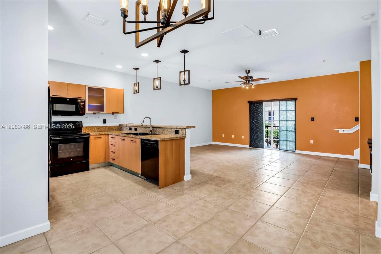 2516 SW 14th Ave #403 photo 11