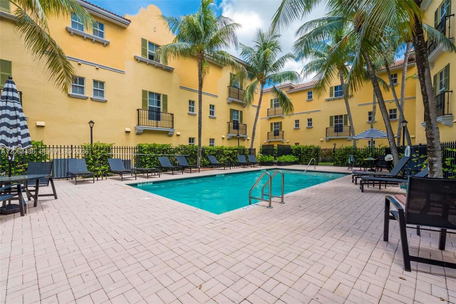 2516 SW 14th Ave #403 photo 44