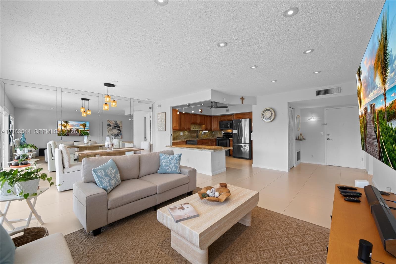 Fairways Riviera North · #704 in Hallandale Beach - Photo 3