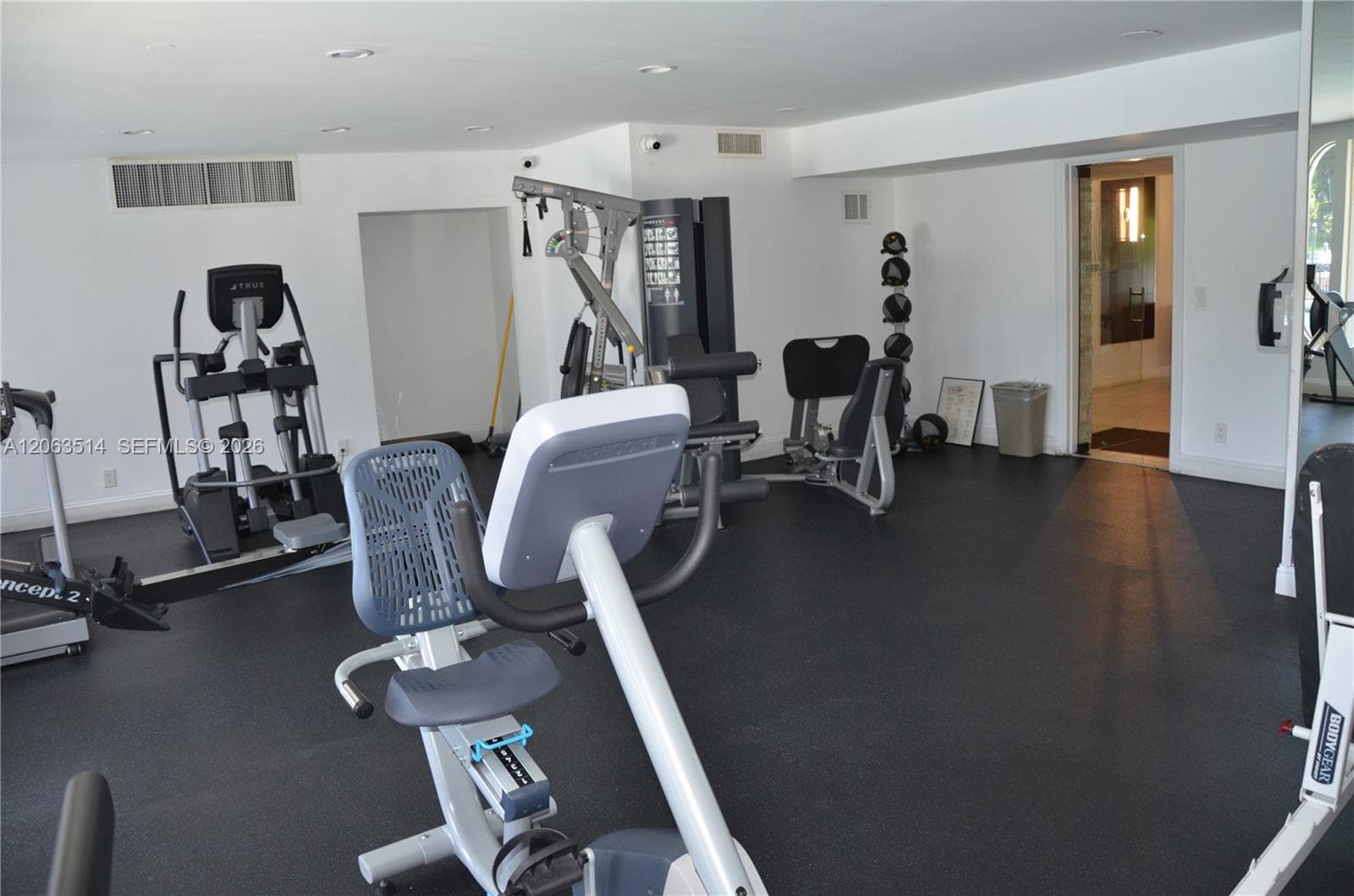 Fairways Riviera North · #704 in Hallandale Beach - Photo 28